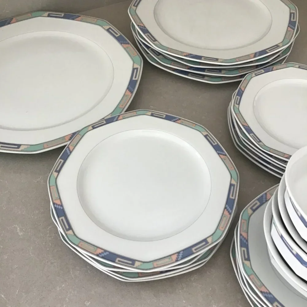 CHRISTOPER STUART FINE CHINA SOUTHWEST DESIGN 22 PIECE DINNER SET PLATES